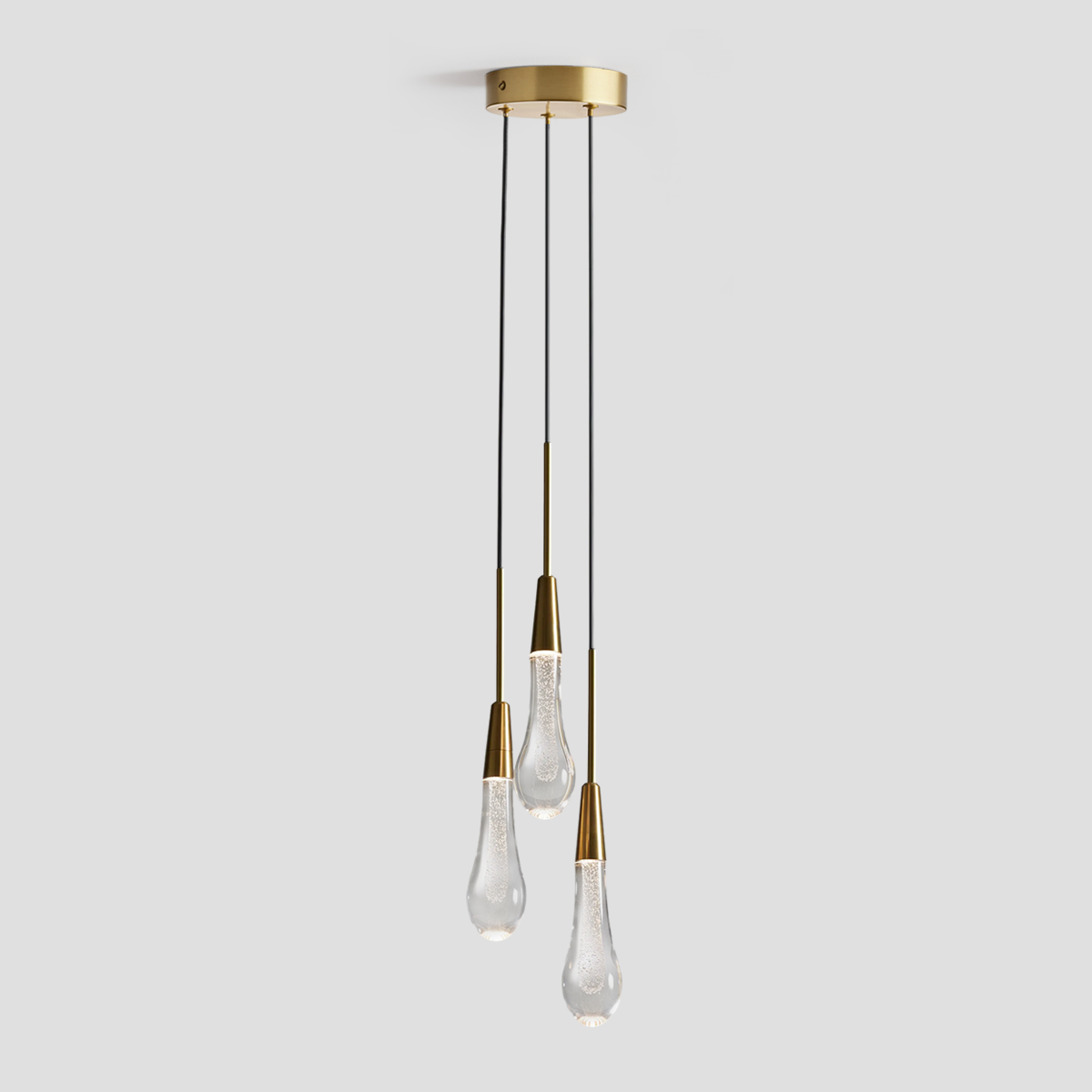Soltaire Raindrop Crystal 3-Light Round Pendant