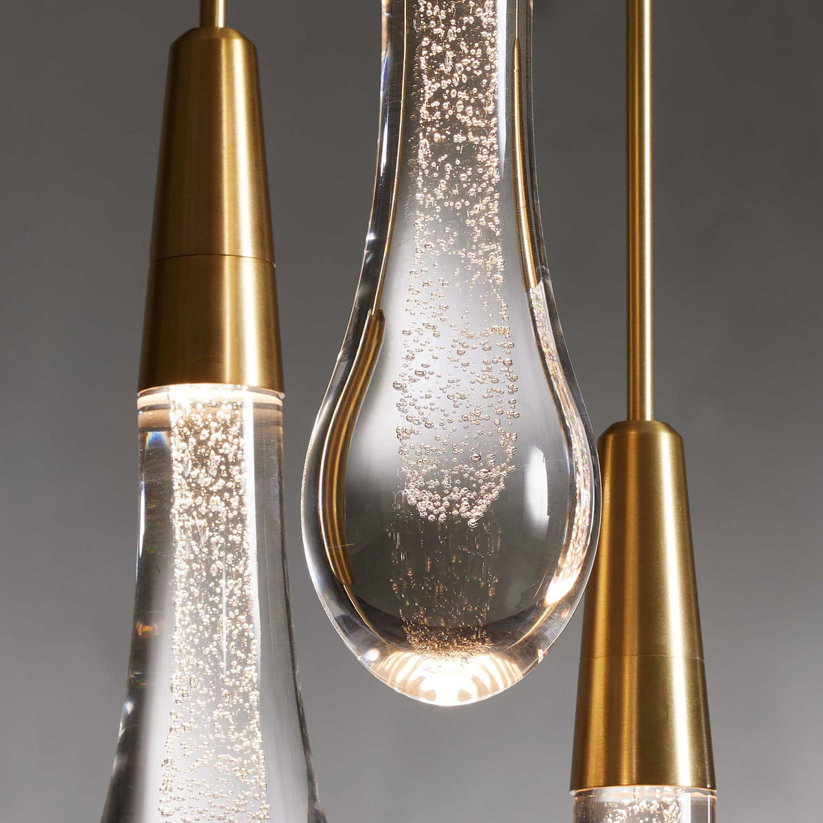 Soltaire Raindrop Glass Linear Chandelier